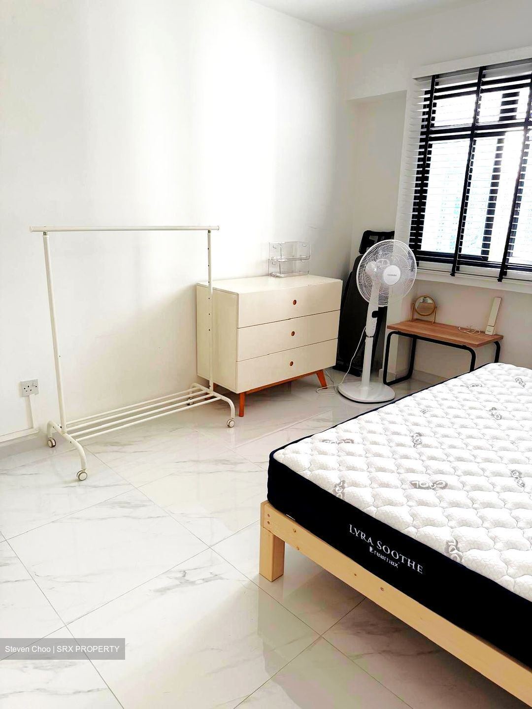 Choa Chu Kang Crescent (Choa Chu Kang), HDB 2 Rooms #586258051